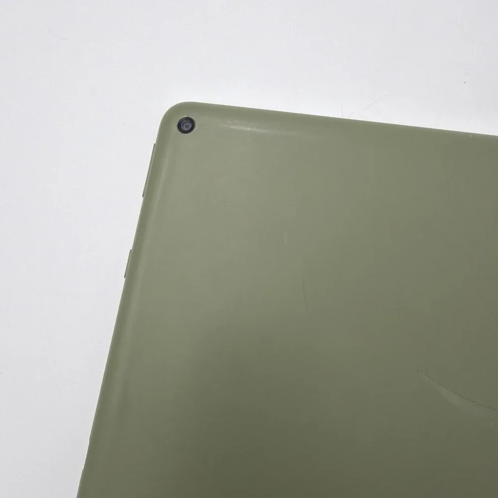 Amazon Fire HD 10 11th Gen T76N2B Olive - Fair